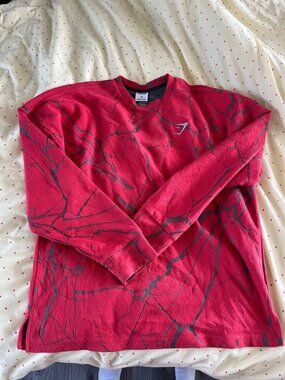 Red Marble Print Long Sleeve Legacy Sweater Men’s XS
